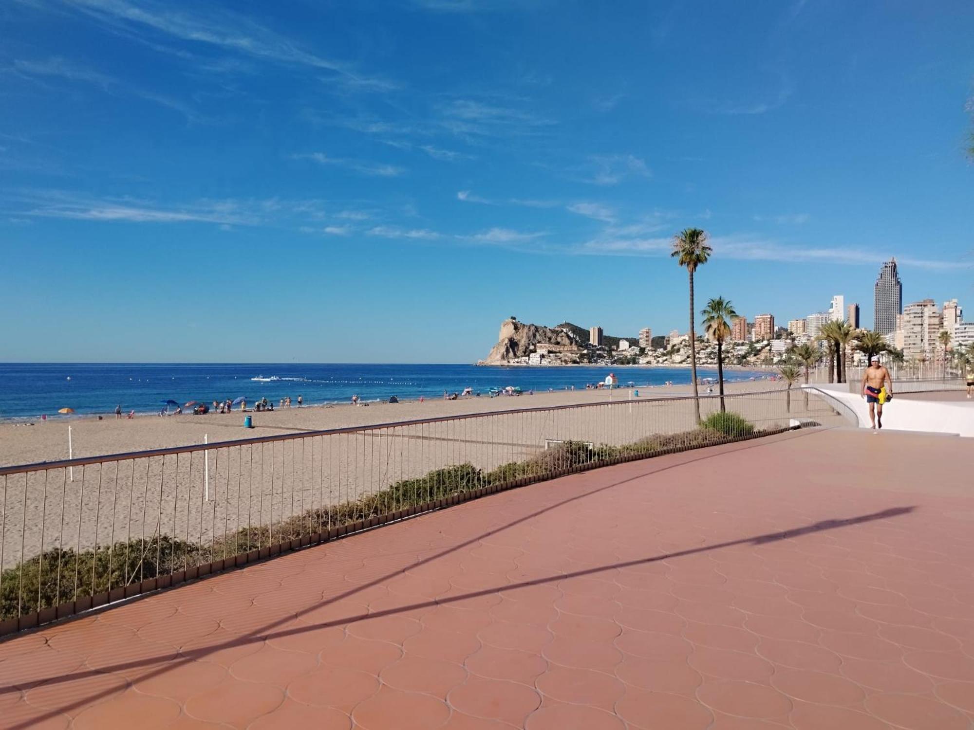 Pintor Sorolla Beach By Agencia Poniente Benidorm Eksteriør bilde